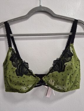 Victoria's Secret NWOT Green And Black Swiss Dot Lace Sheer Bra Size 36DDD